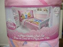 Load image into Gallery viewer, Disney Princess Toddler Bedding Set "Heart of Princess"
