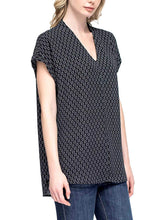 Load image into Gallery viewer, Pleione Sleeveless Button Down Henley Blouse Print Shirt with Front Chest Pocket
