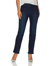 Load image into Gallery viewer, Gloria Vanderbilt Women's Amanda Classic Tapered Jean
