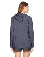 Load image into Gallery viewer, Under Armour Women's Threadborne Train Twist
