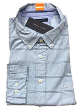 Load image into Gallery viewer, Tommy Hilfiger Mens Classic Fit Buttondown Shirt, Skyway, Size Large
